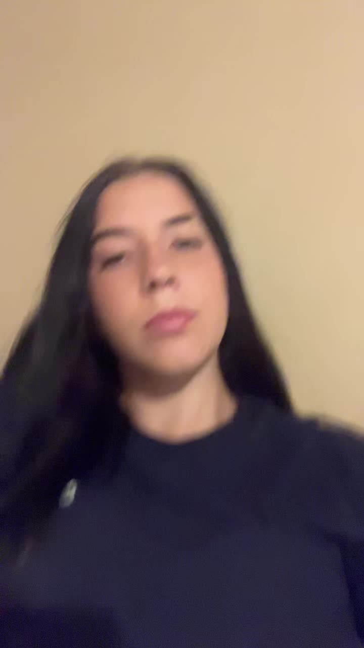 @Ella🤍