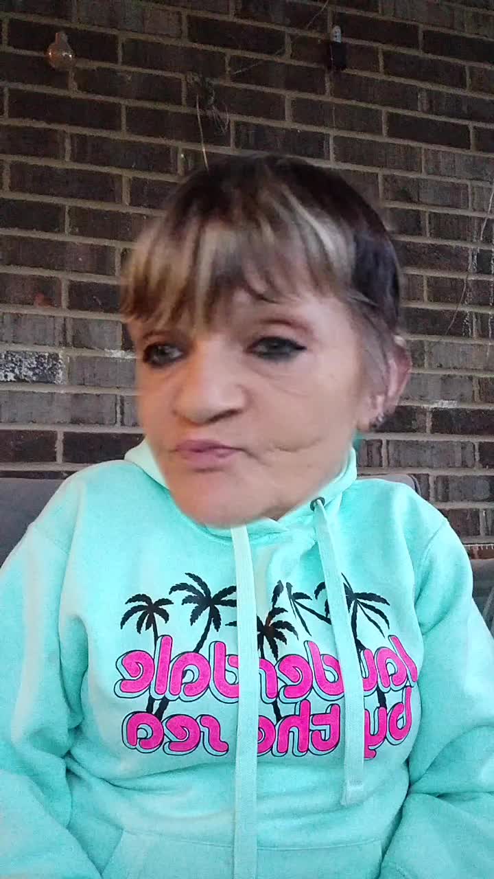 @Angela H