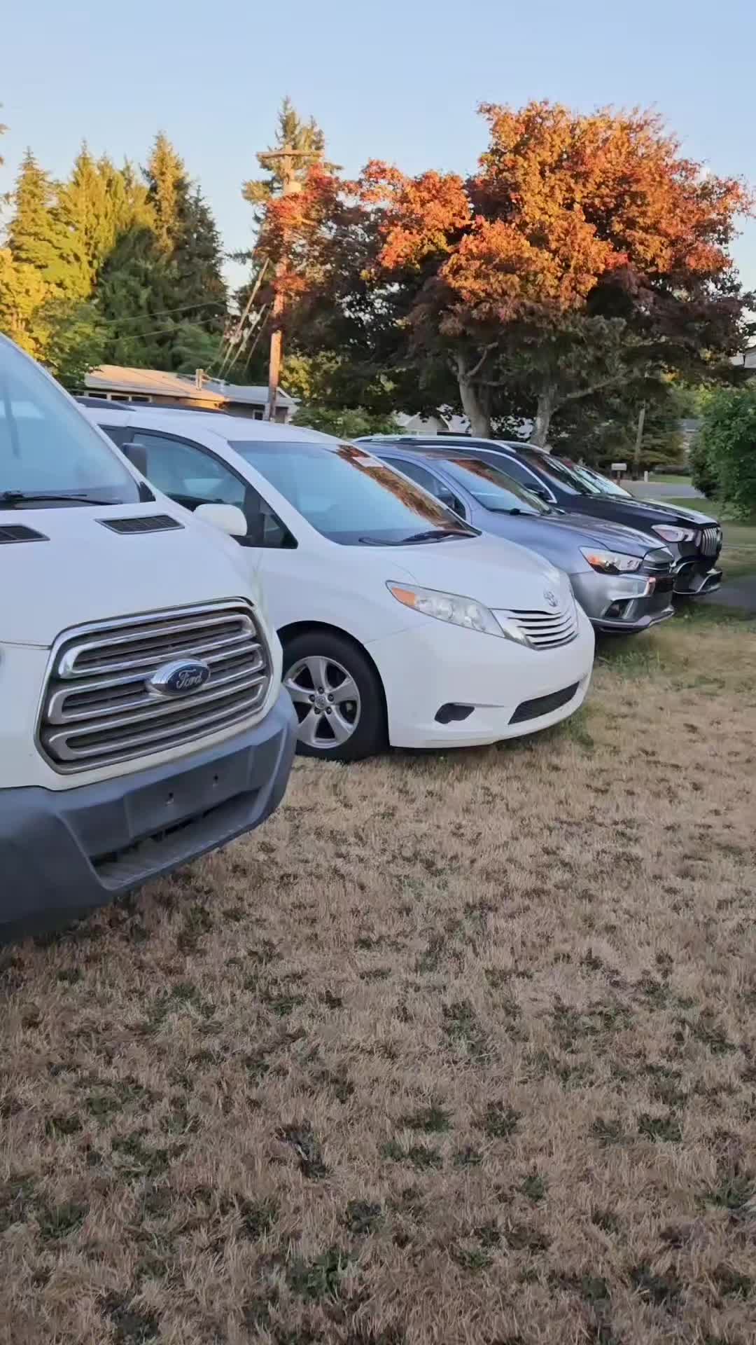 @AdjaKing