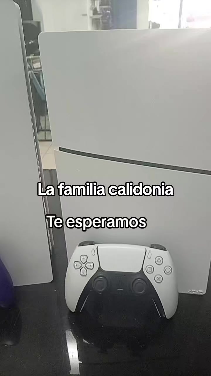 @La Familia Casa de Empe&ntilde;o 🇵🇦