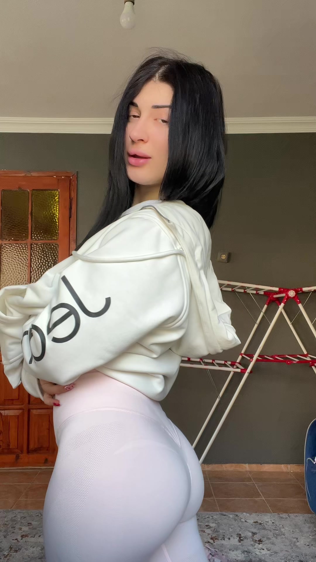@haticebasaraan