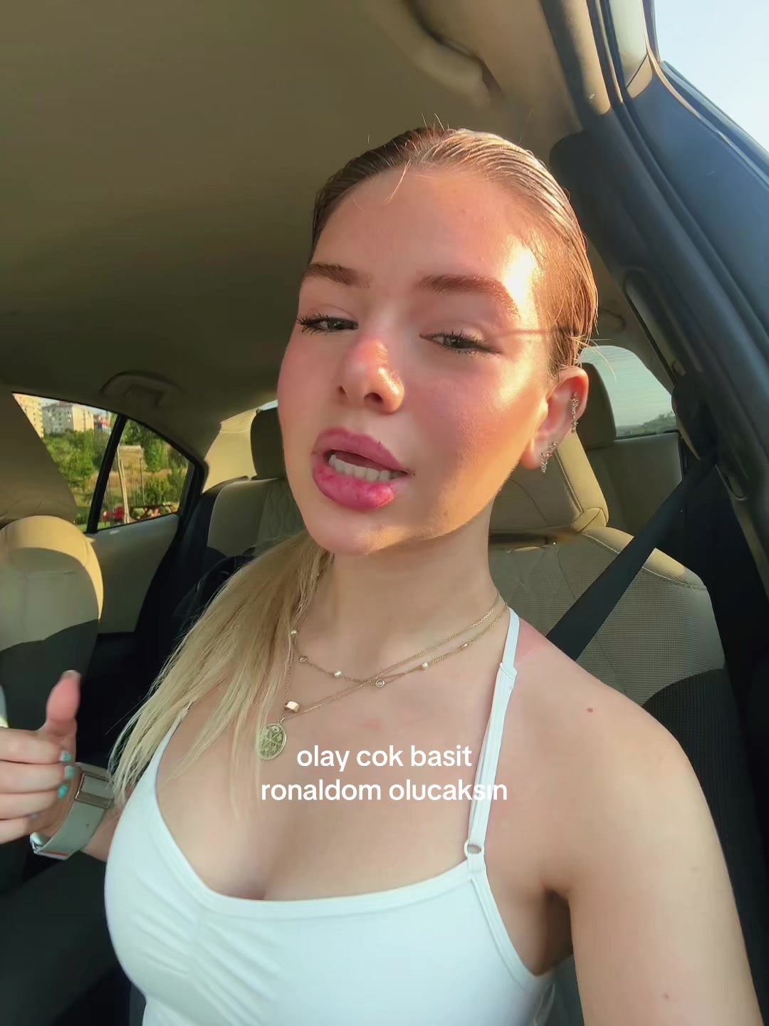 @elay