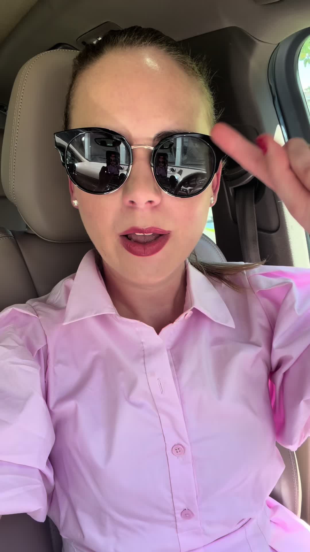 @thelaneytucker