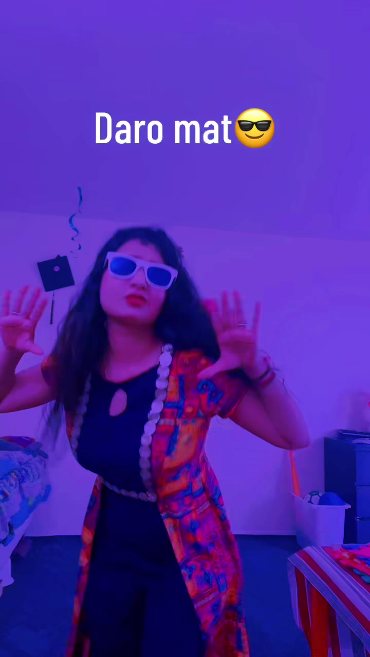 @(nidhzazz) Dr. Nidhi Joshi