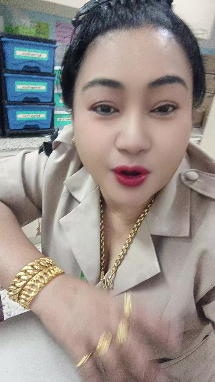 @ชุลีพร ใจเย็น