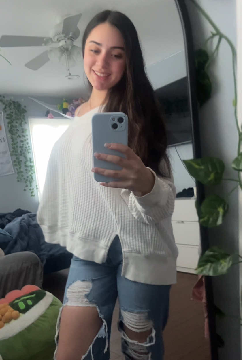 @Bella