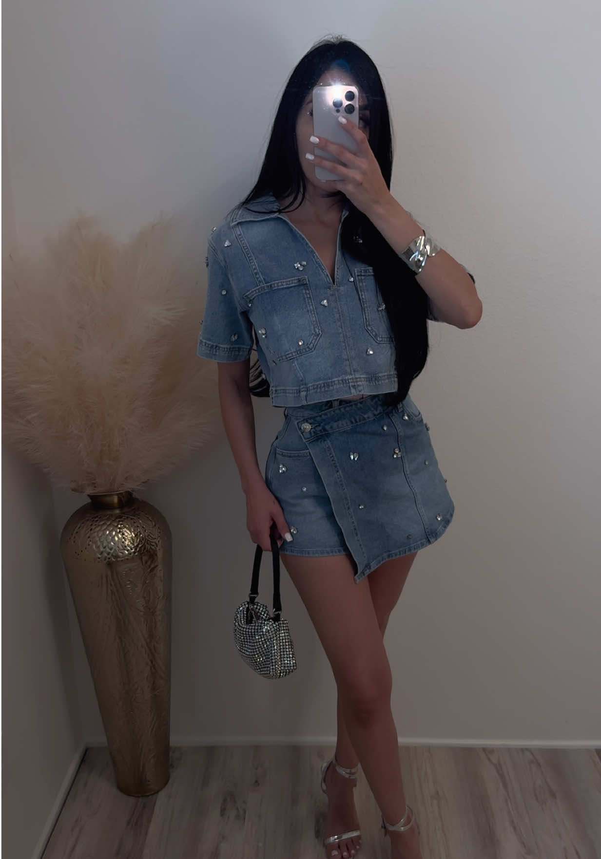 @Shop La Bella Moda