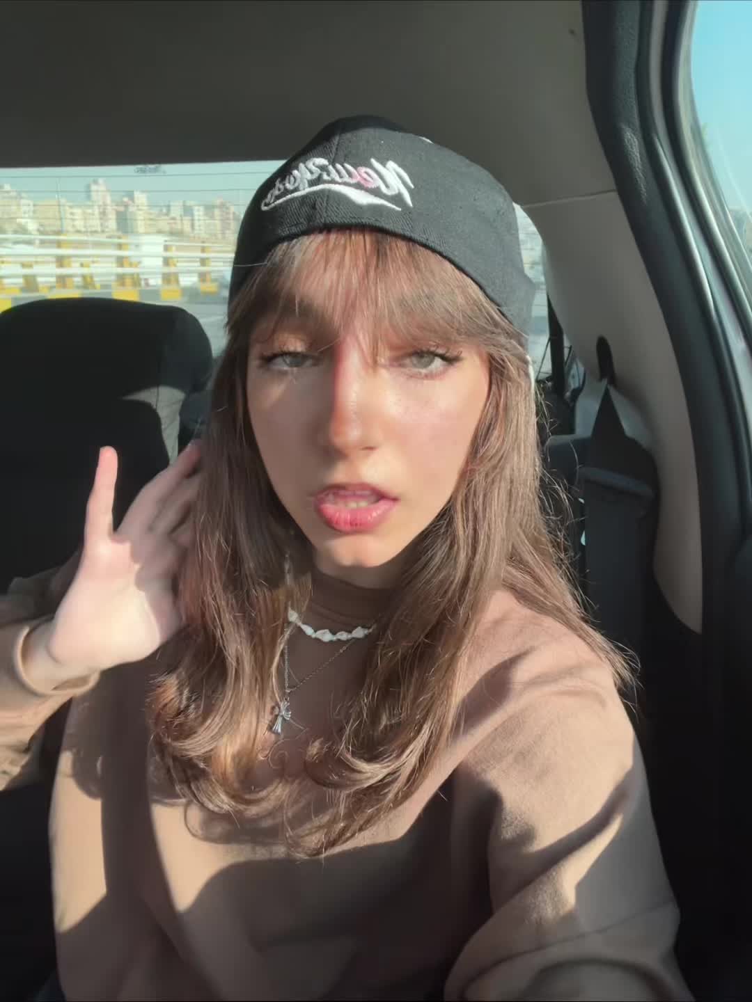 @𝐅𝐚𝐫𝐢💘
