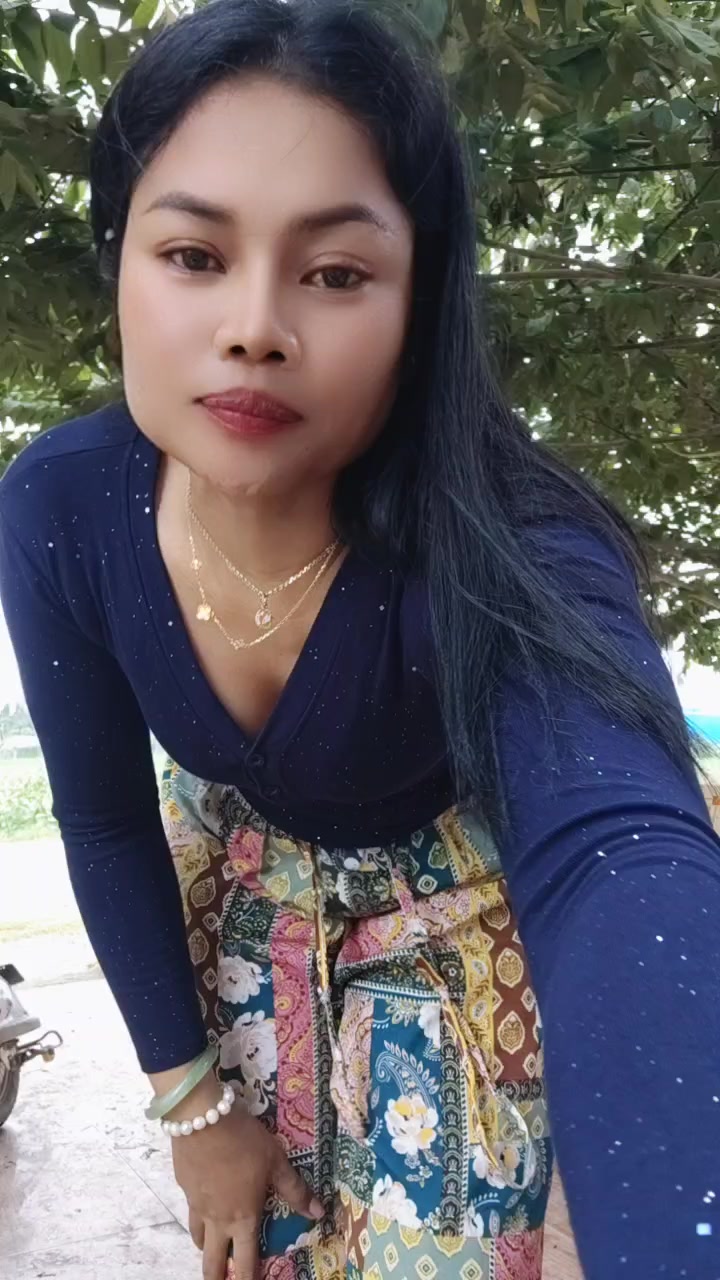 @ស្រីមុំ
