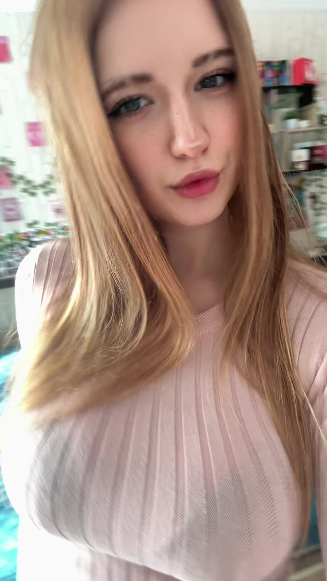 @Ищу девушку пиши я
