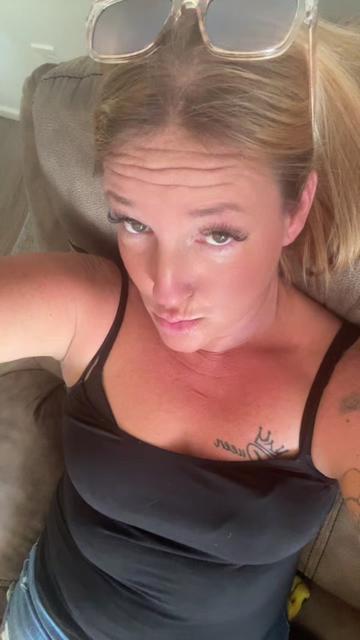 @👑🌻O.G_Queen_Tat_Rach🌻👑