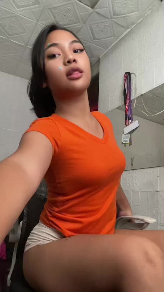 @Laleyy