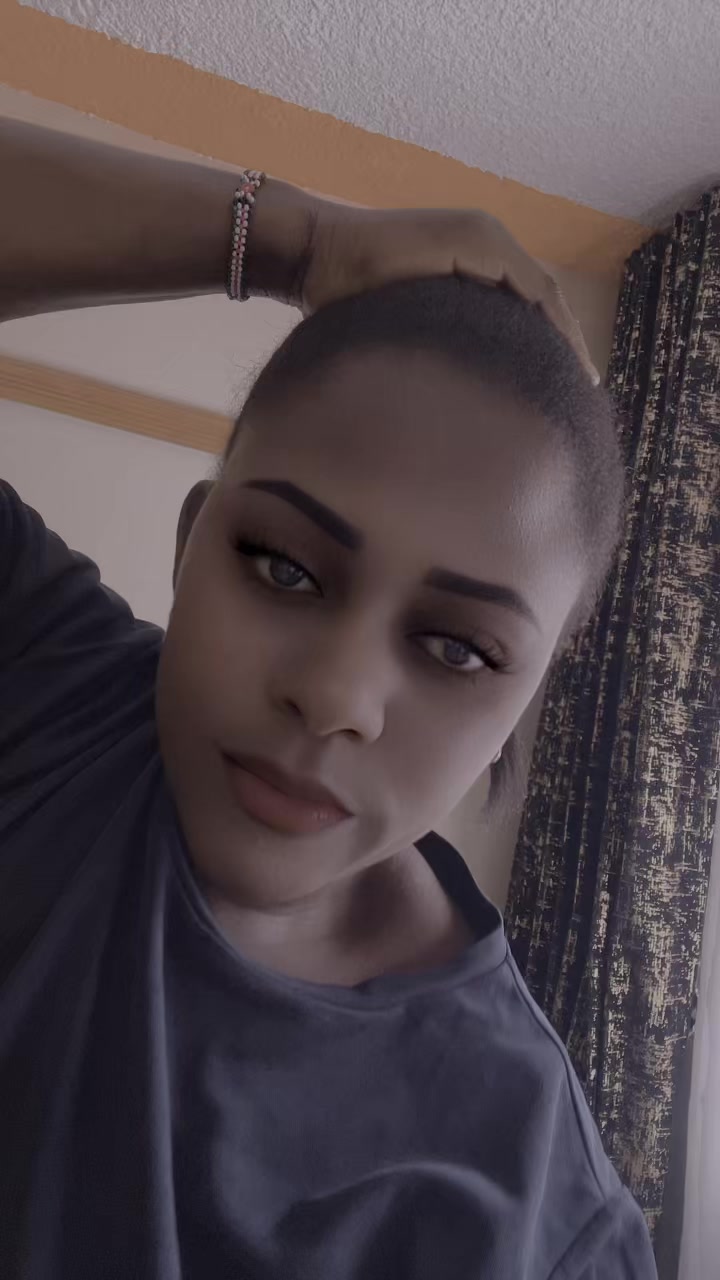 @Ivonne Clara🇰🇪
