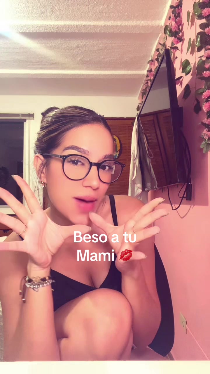 @Paula Andrea 💋