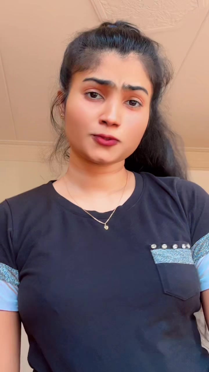 @𝘾𝙝𝙖𝙩𝙝𝙪🌷🌿🌹