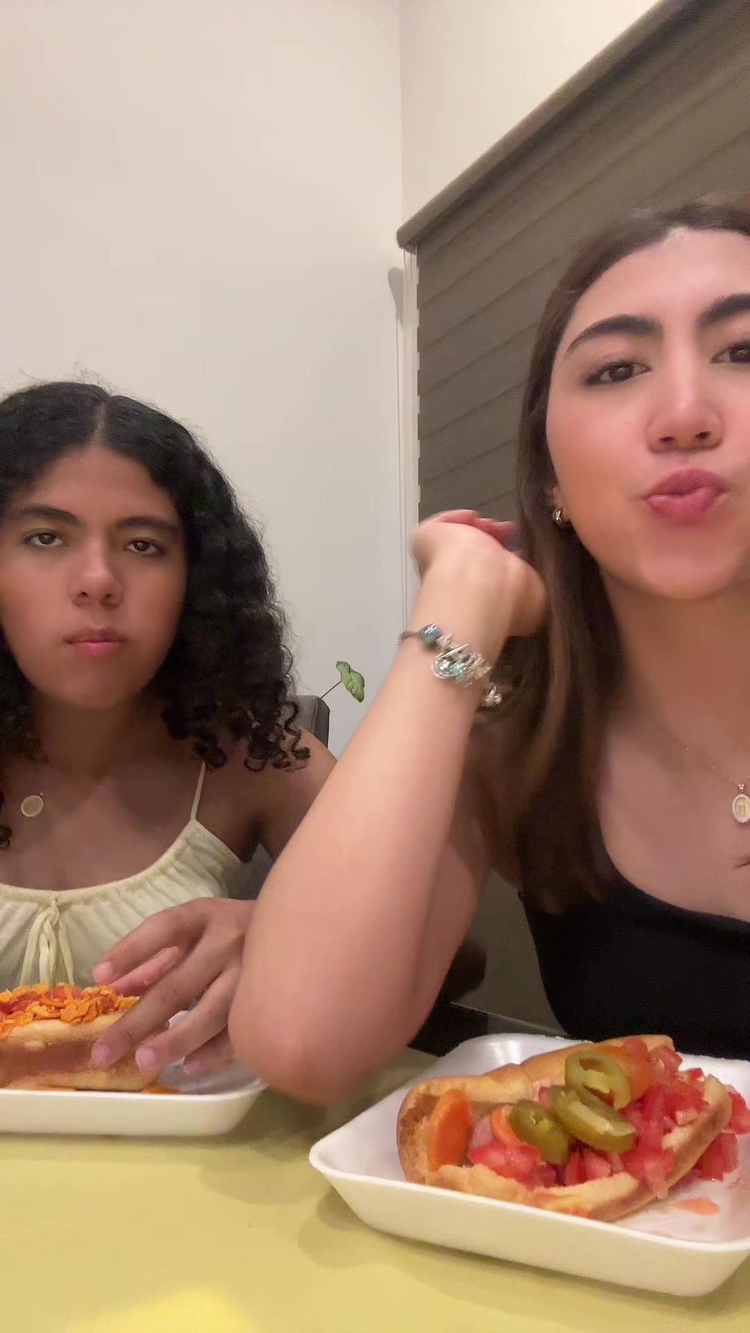@angiee