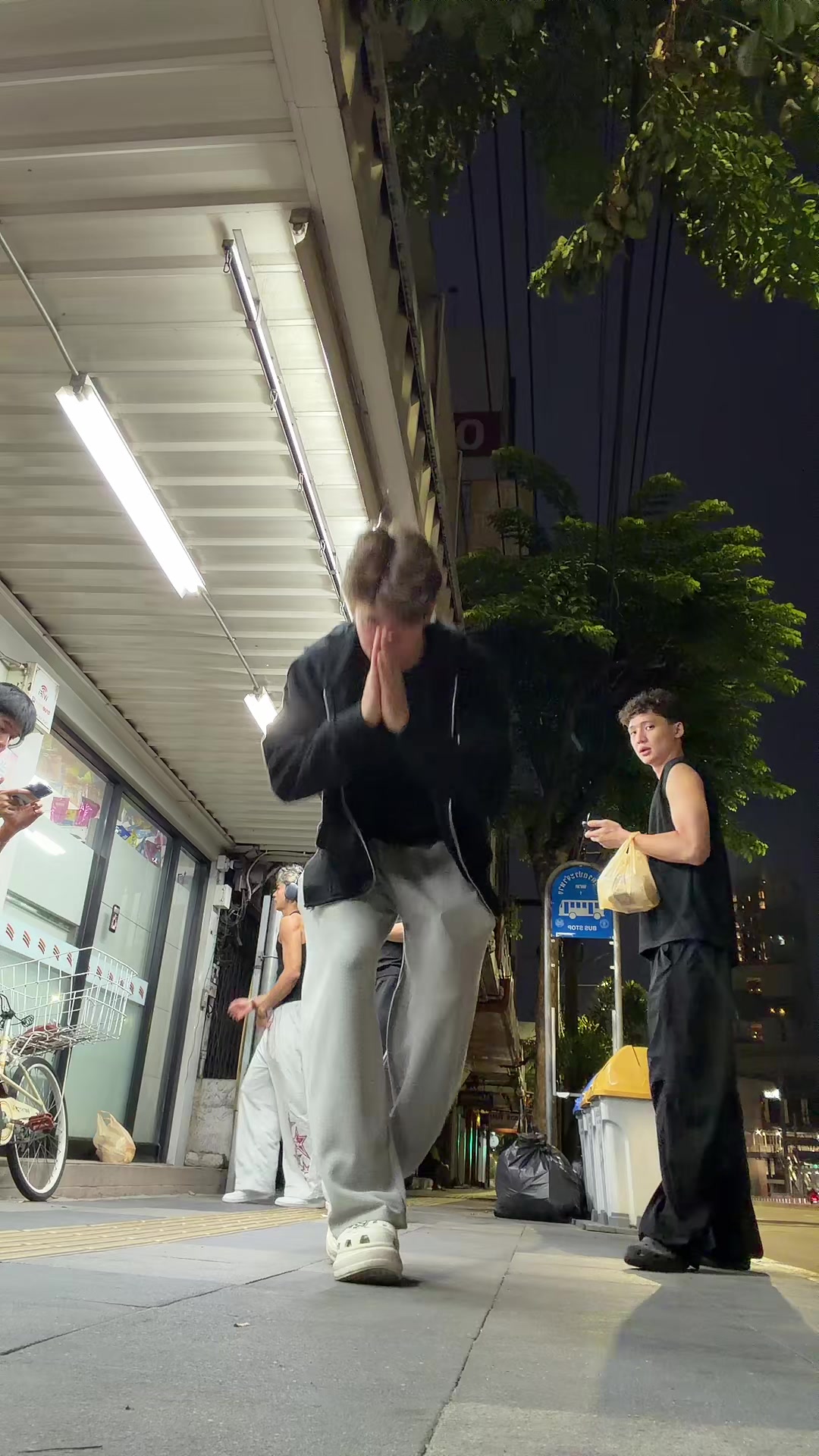 @🍌Adikaaa🍌