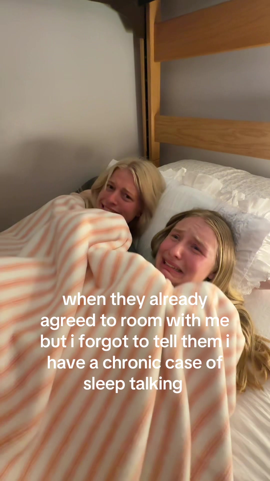 @smellanore 🐙