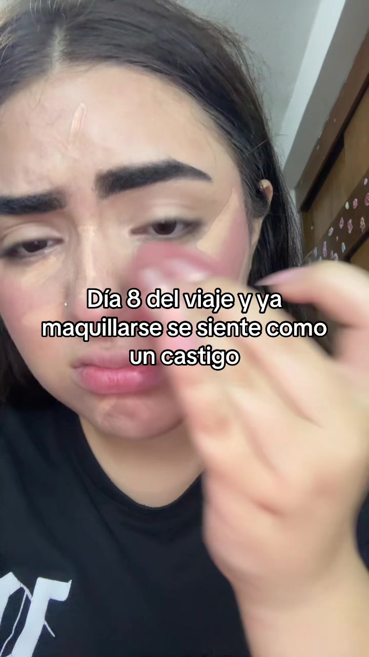 @valevicky_
