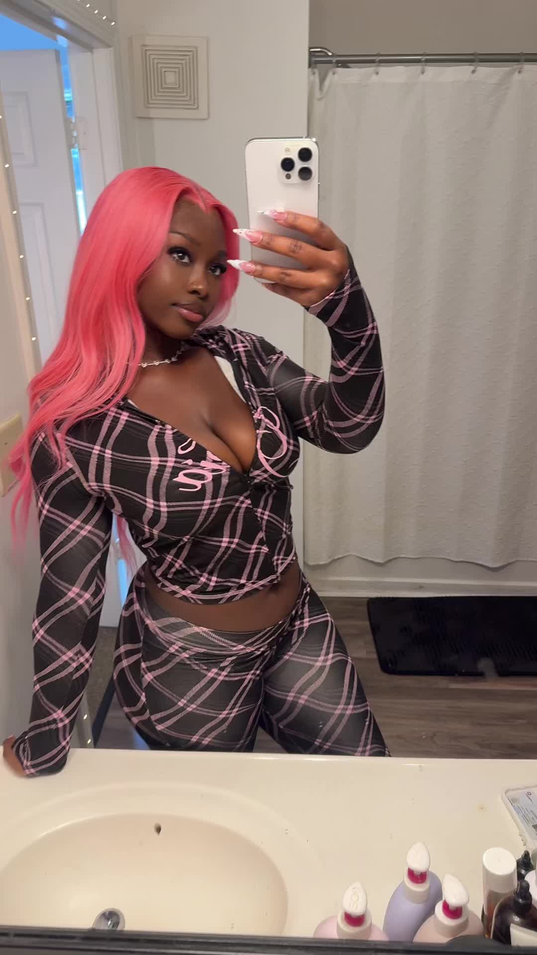 @bintanovaaa