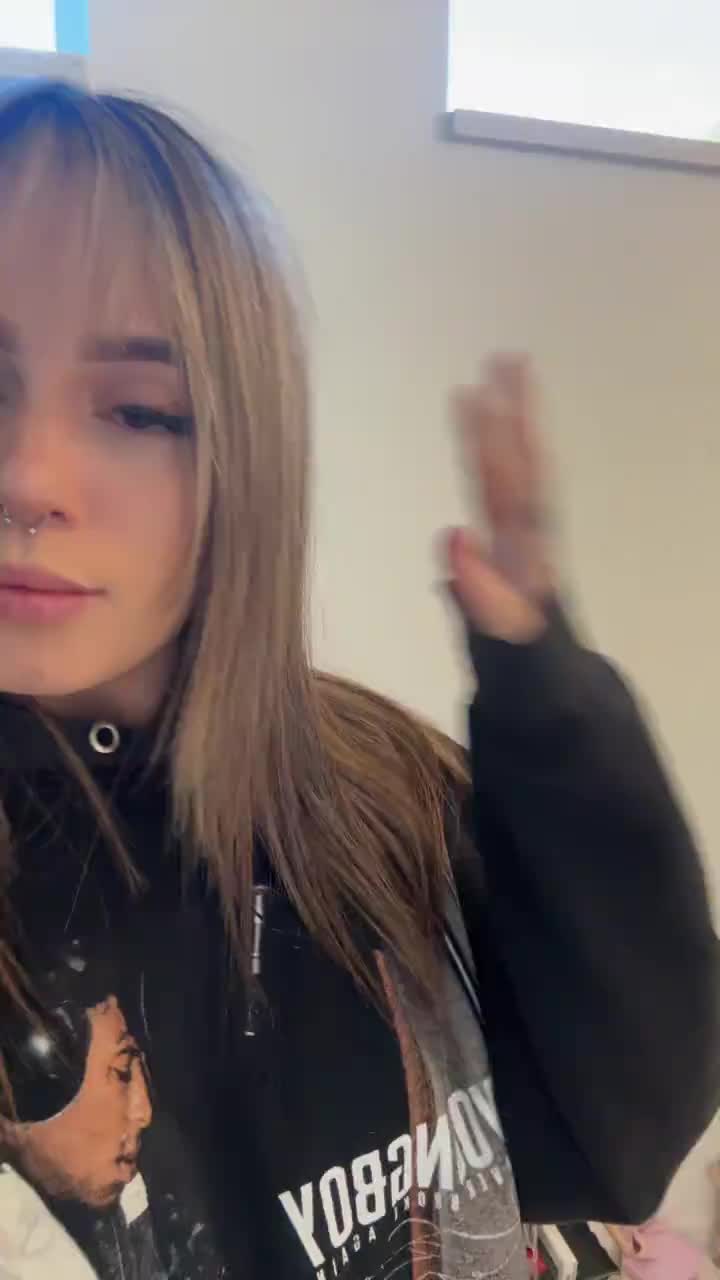 @Tori🦋