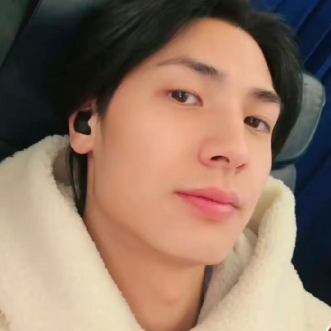 @ˣʰ 🐰HYEON🤘🌟