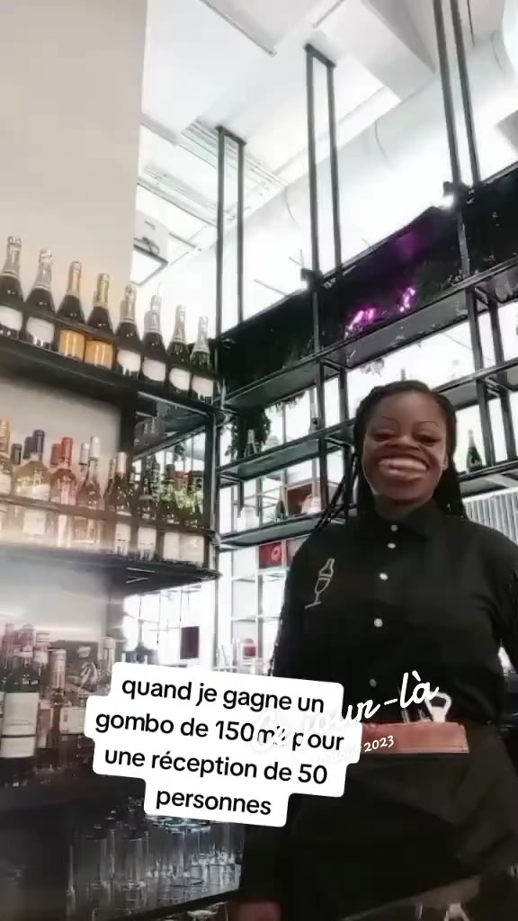 @EMMANUELLA LAVRI👑❤️✨💫