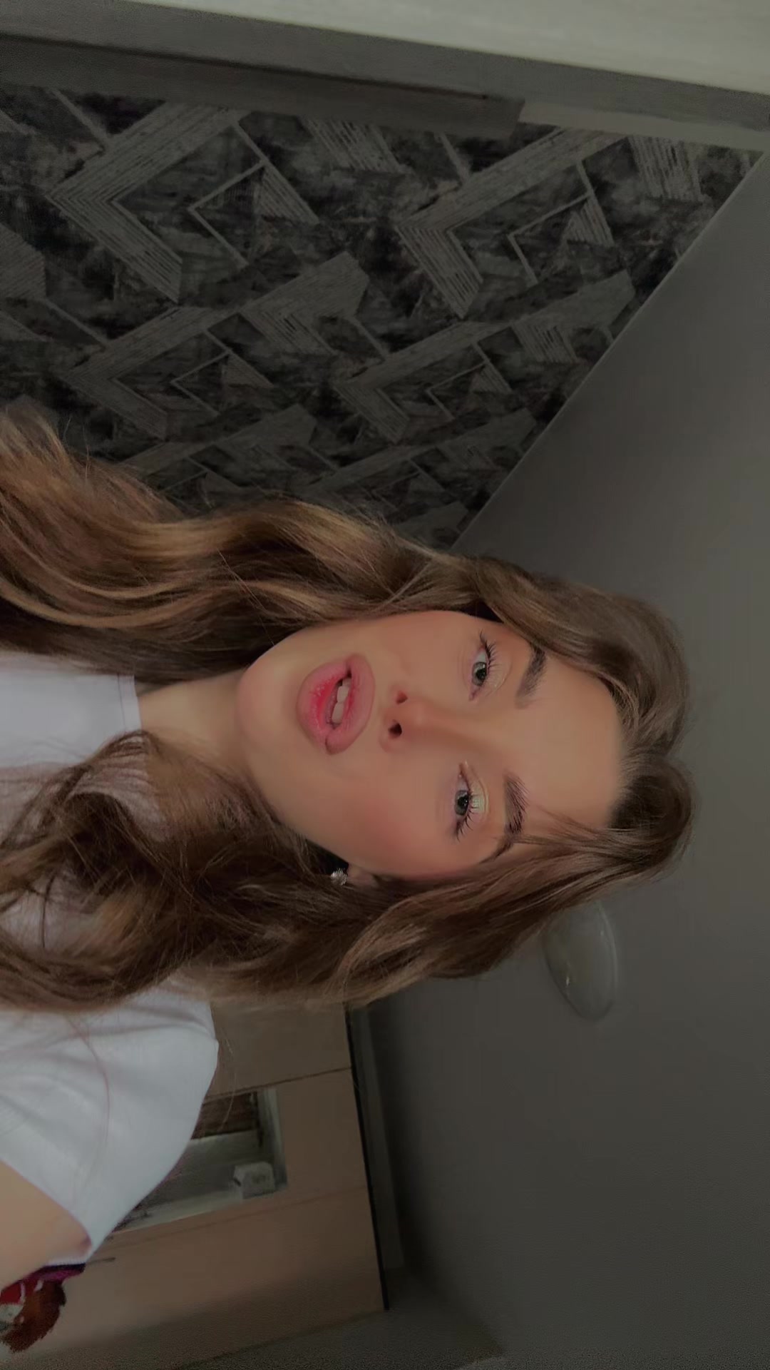 @Алечка😻💗❤️