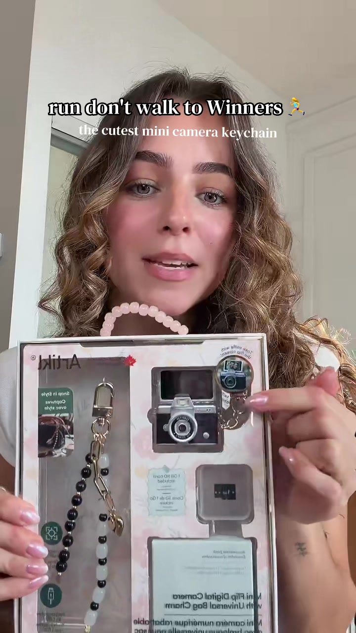 @Monika Mancini 🦋