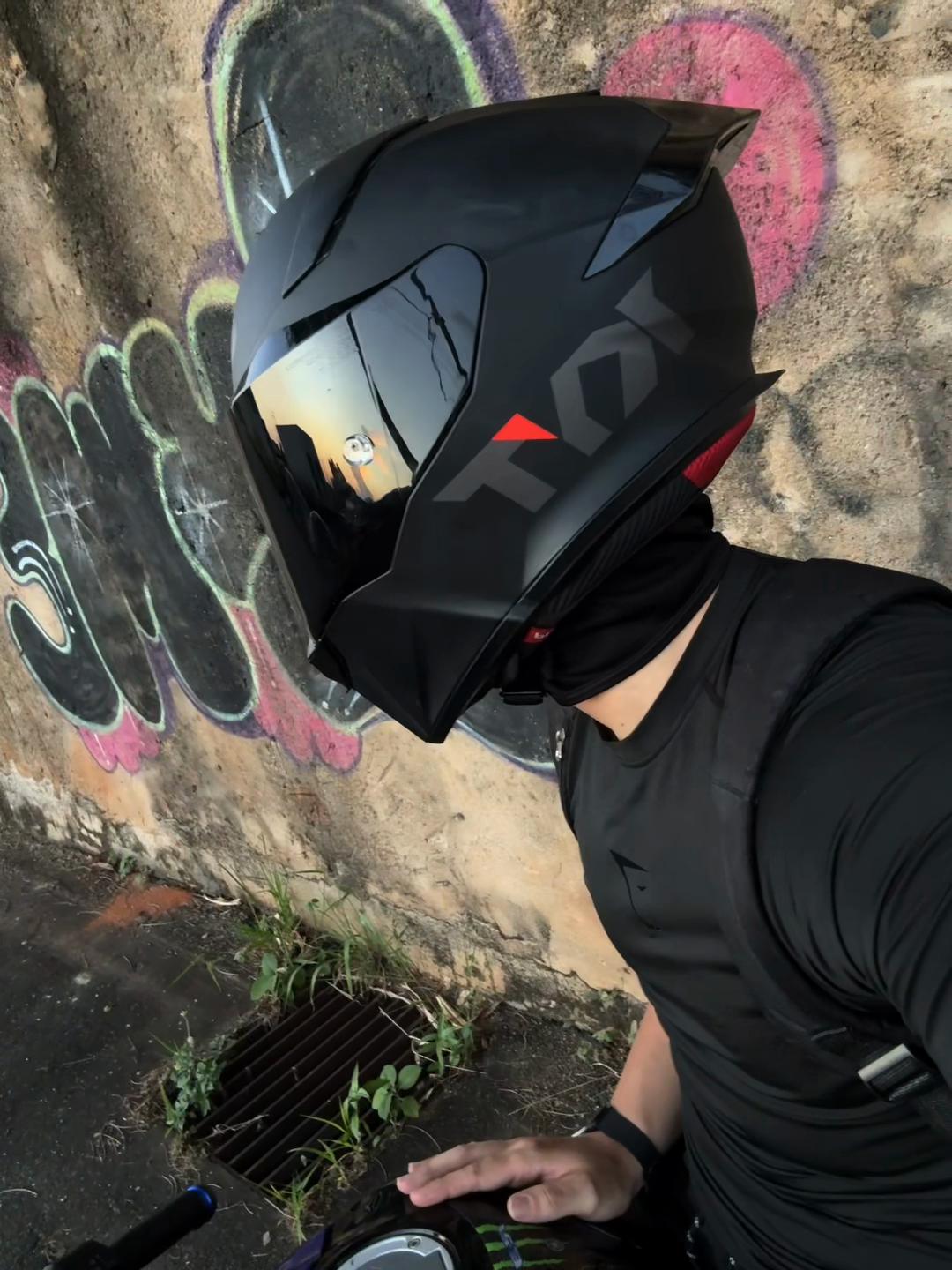 @Th6us