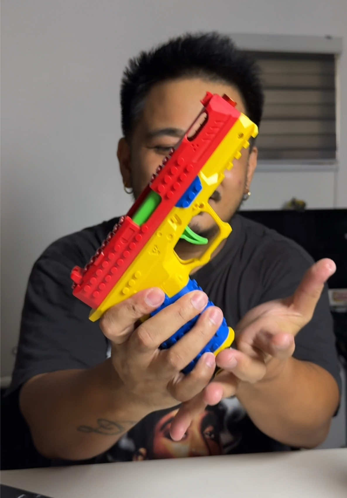@Aratig
