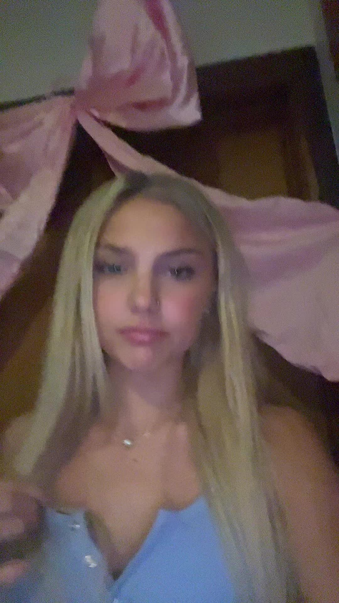 @👸😖