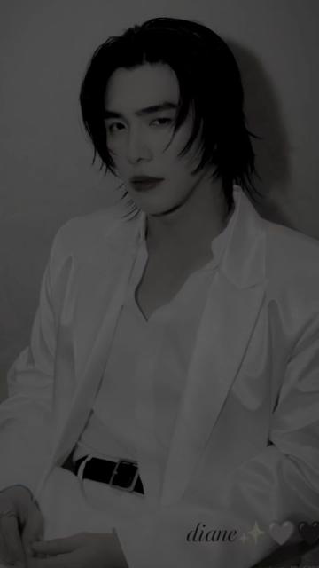 @diane🩷🖤🩵