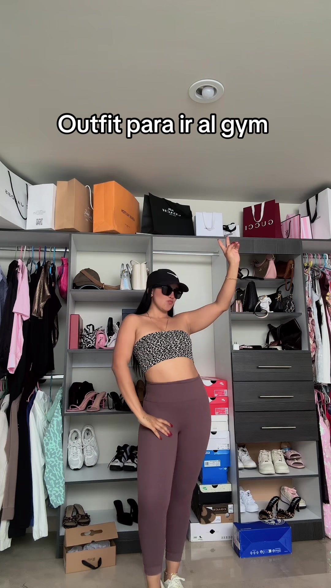 @MONY GONZÁLEZZ💗
