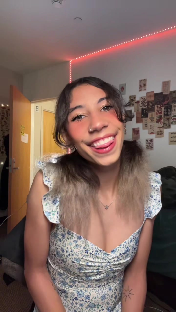 @Dani😋