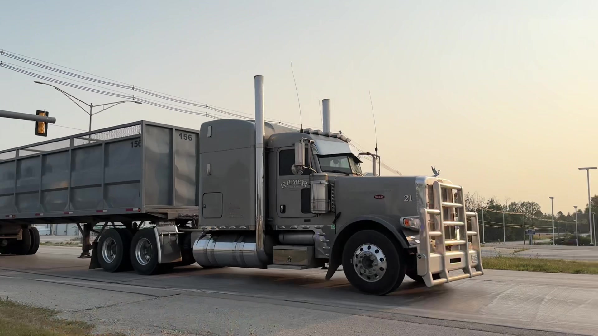 @WiscoBigRigs