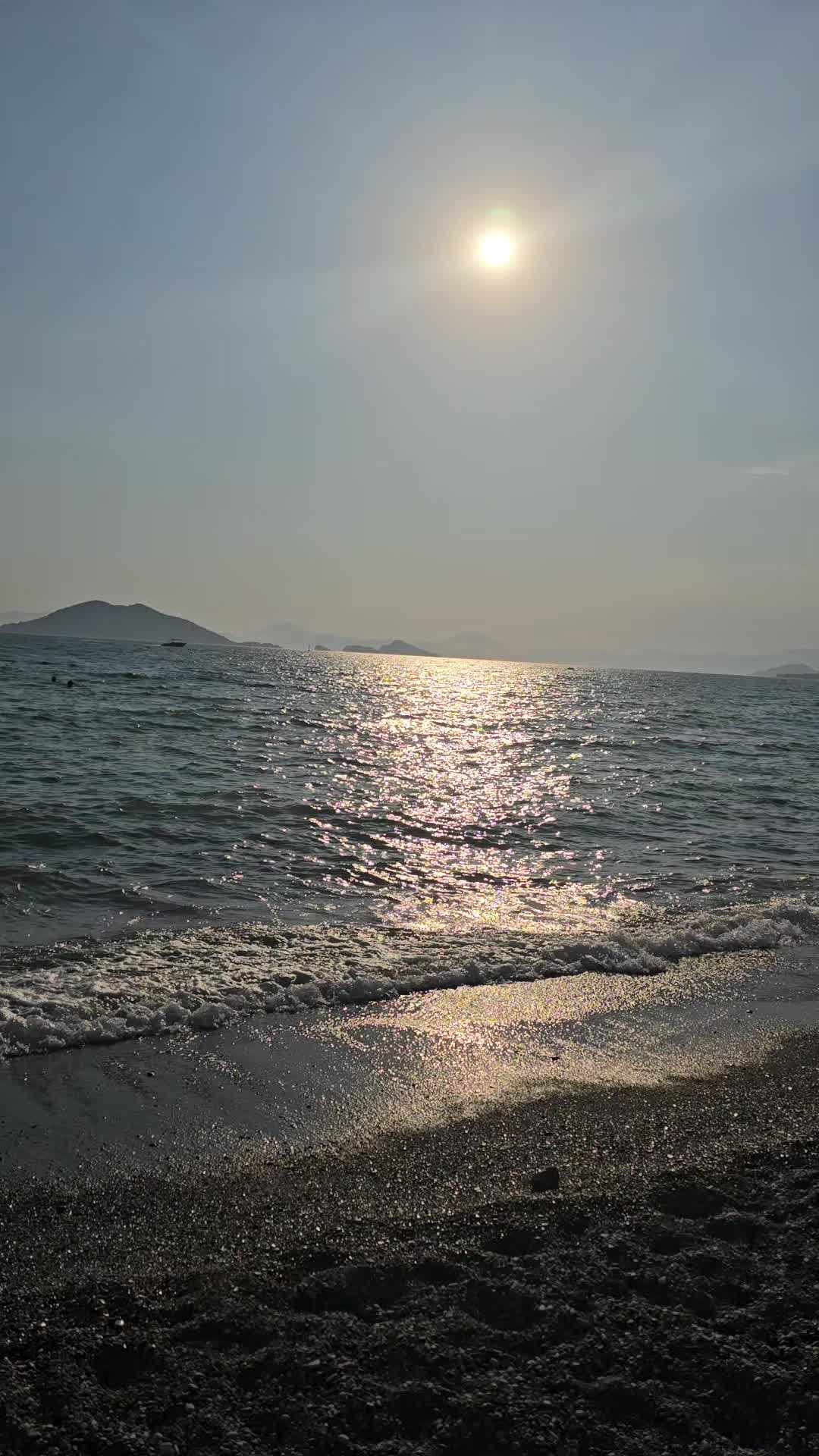 @emoş
