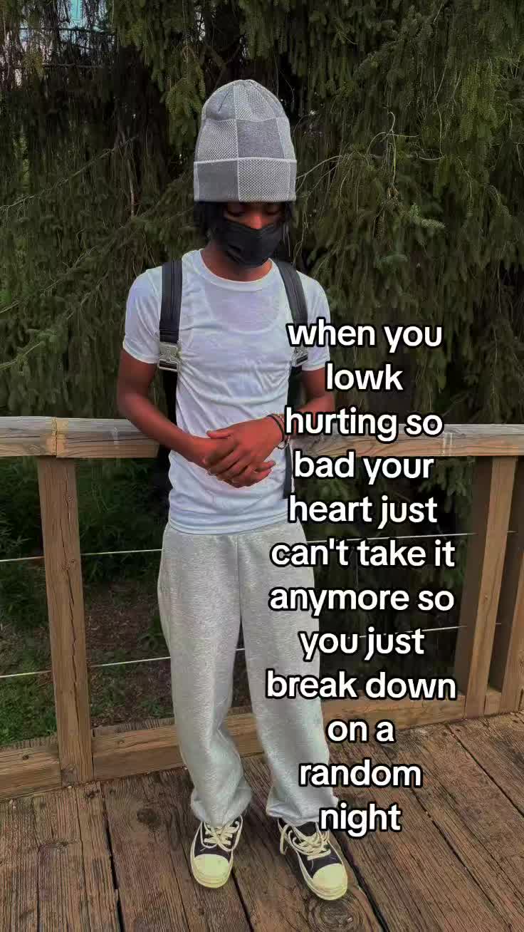 @￴