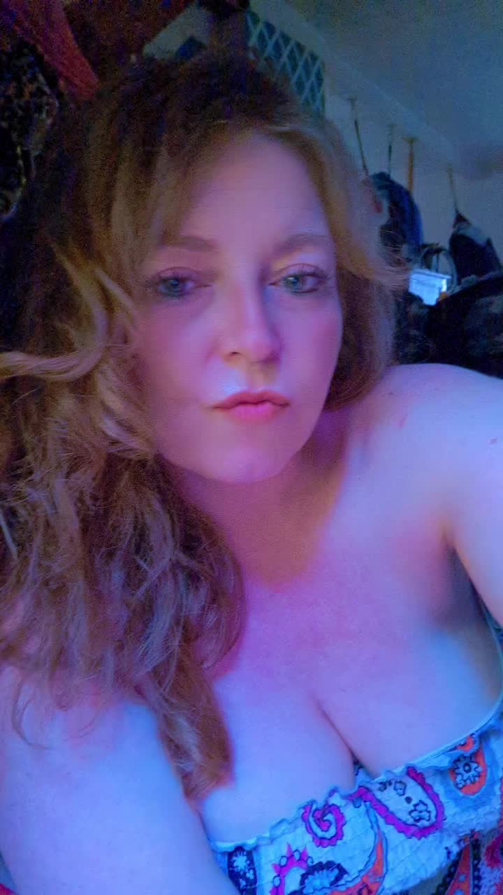 @Prettyinpinkphotoink