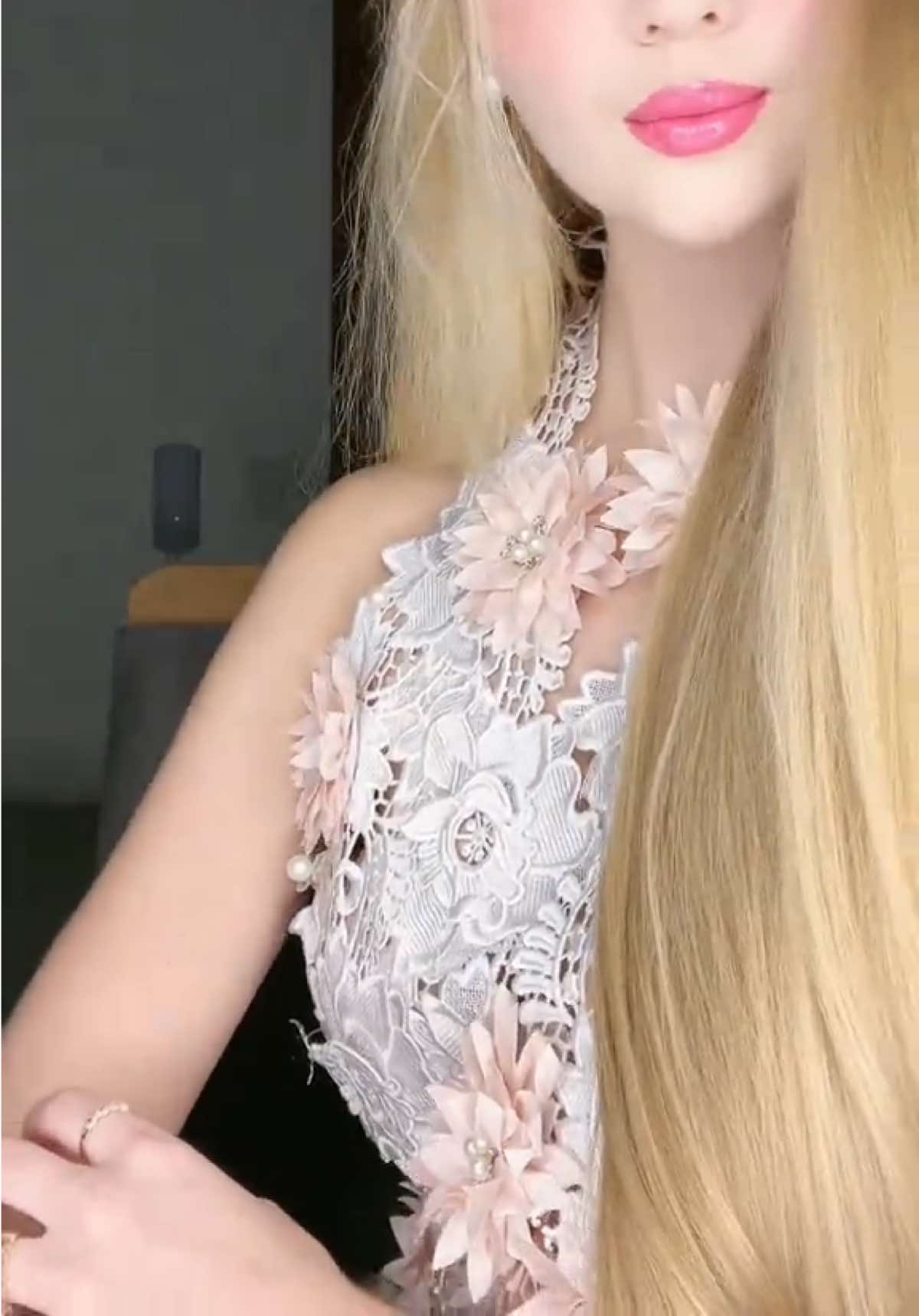 @sabrinnaamelie