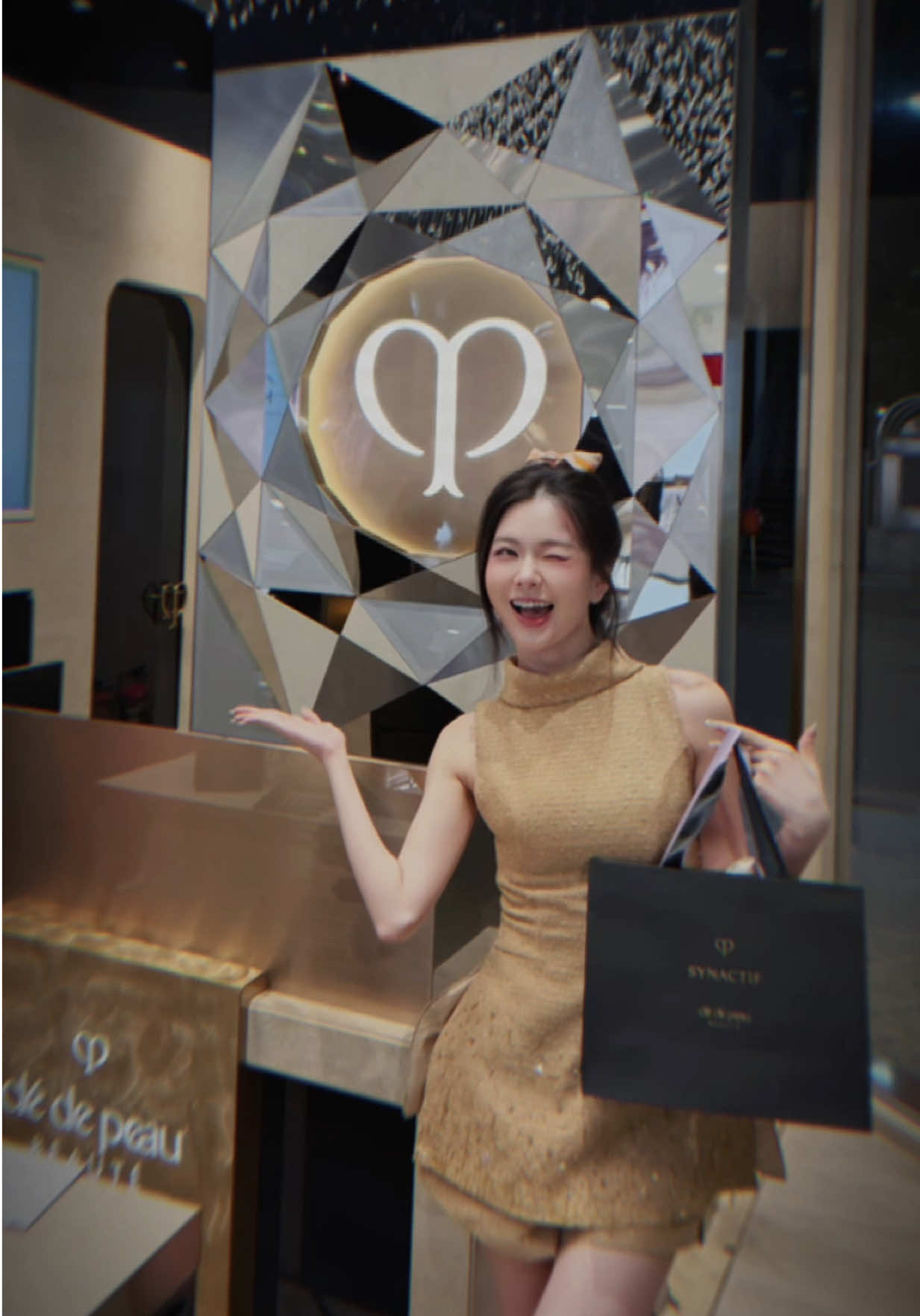 @Y&ecirc;n Đan 🤍