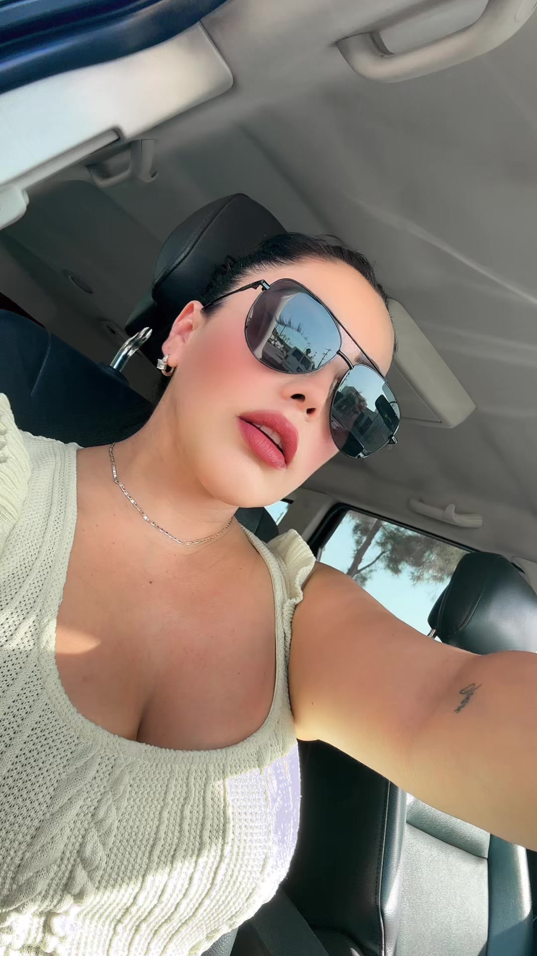 @yvonneml23