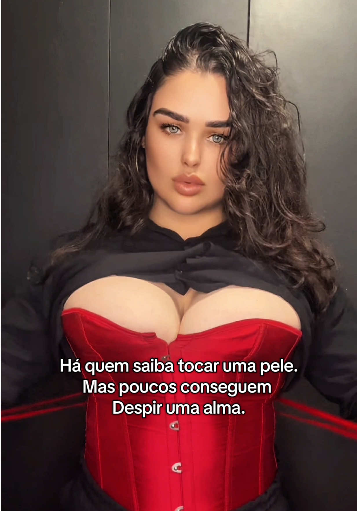 @Jhovana Kelly 🖤