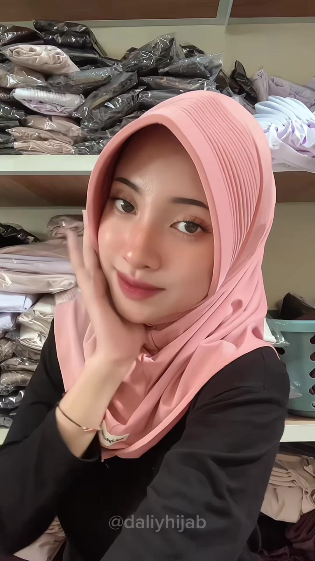 @daLiyhijab