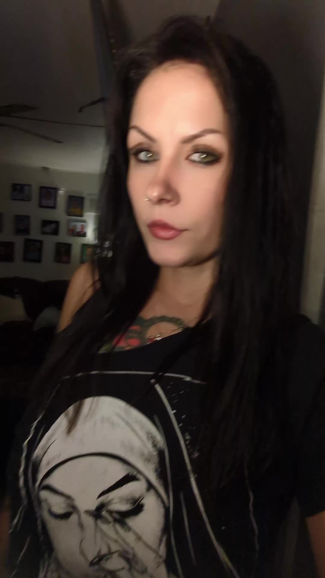 @HazelTatGemini🤘