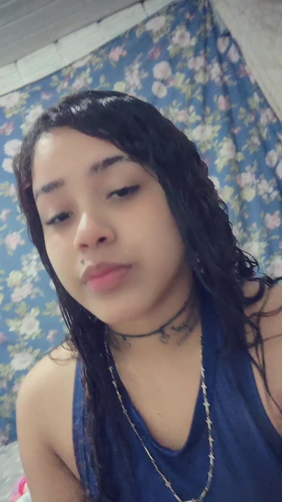 @tú nenas chiquita ☘️