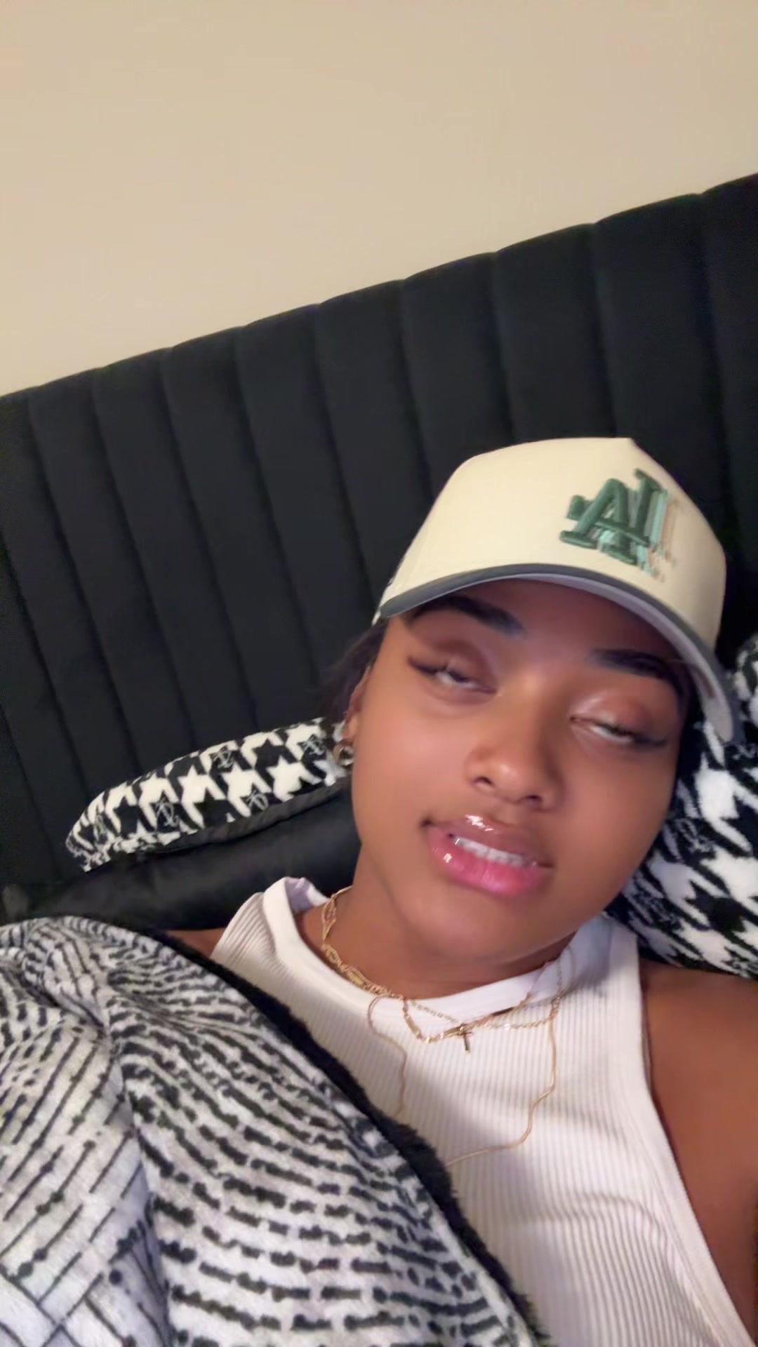 @jjaneedoee