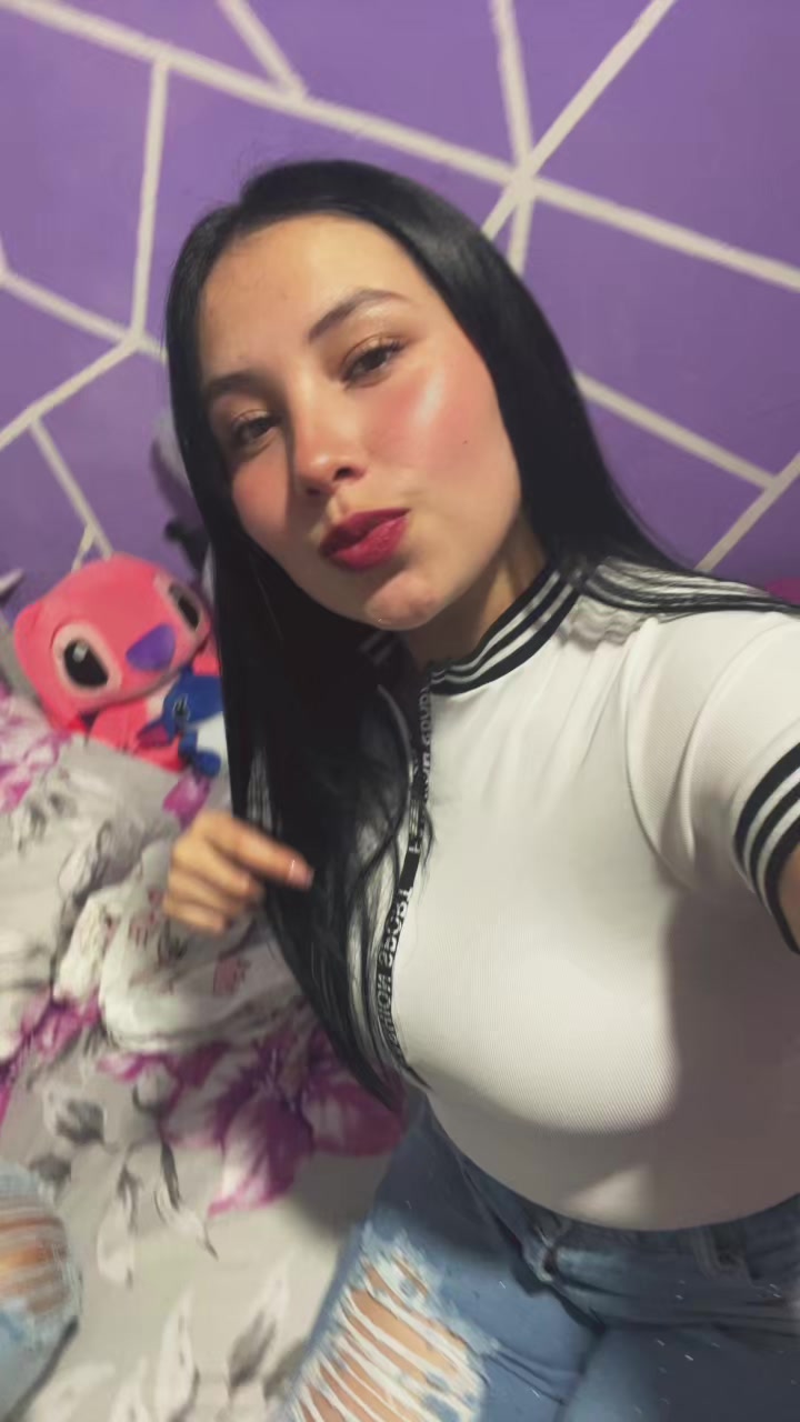 @𝐂𝐚𝐫𝐨𝐥🌸