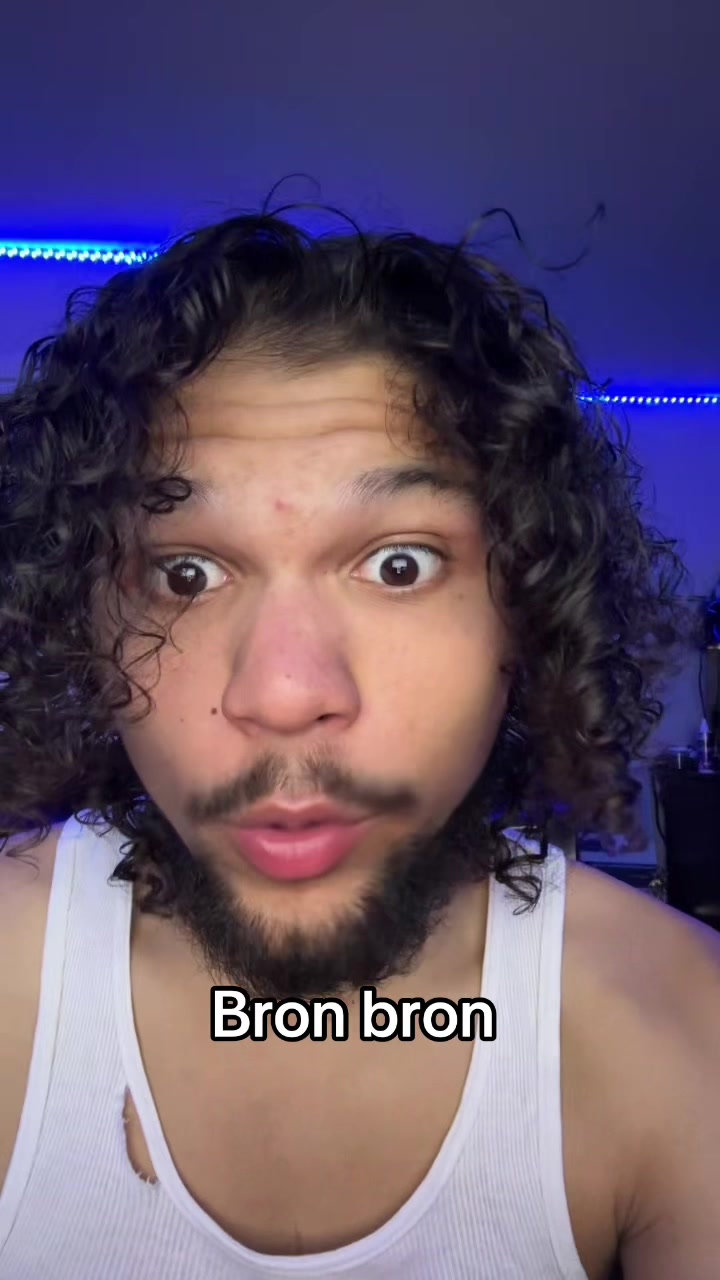 @UNEMPLOYED GEEKER