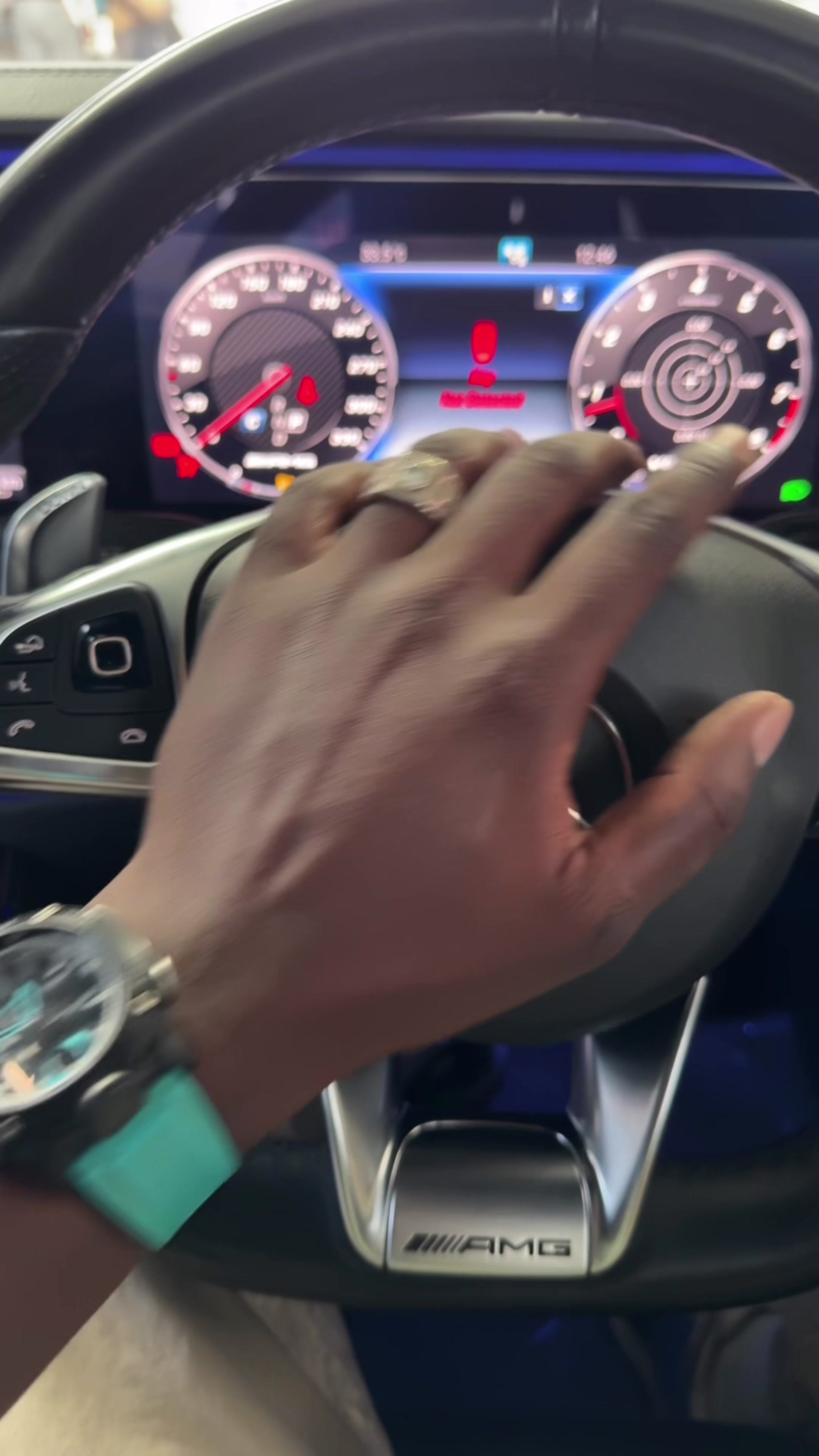 @AutoHub 001
